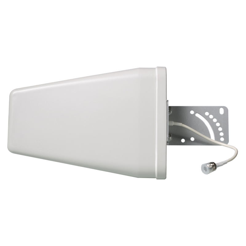 Wide Band Directional Antenna