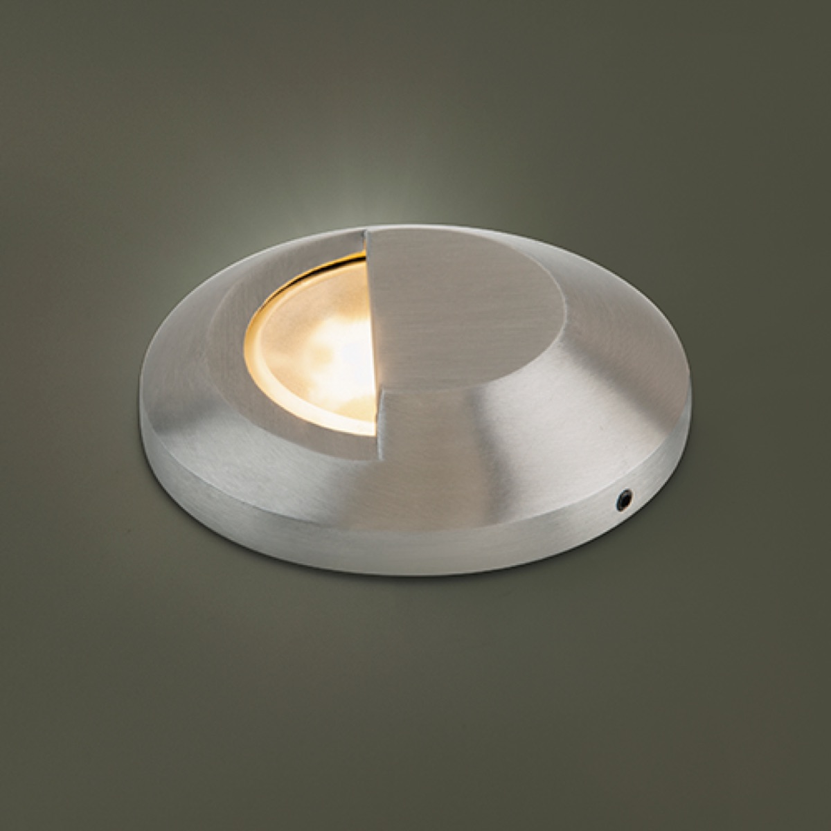 2IN Surface Mount Step Light 2700K