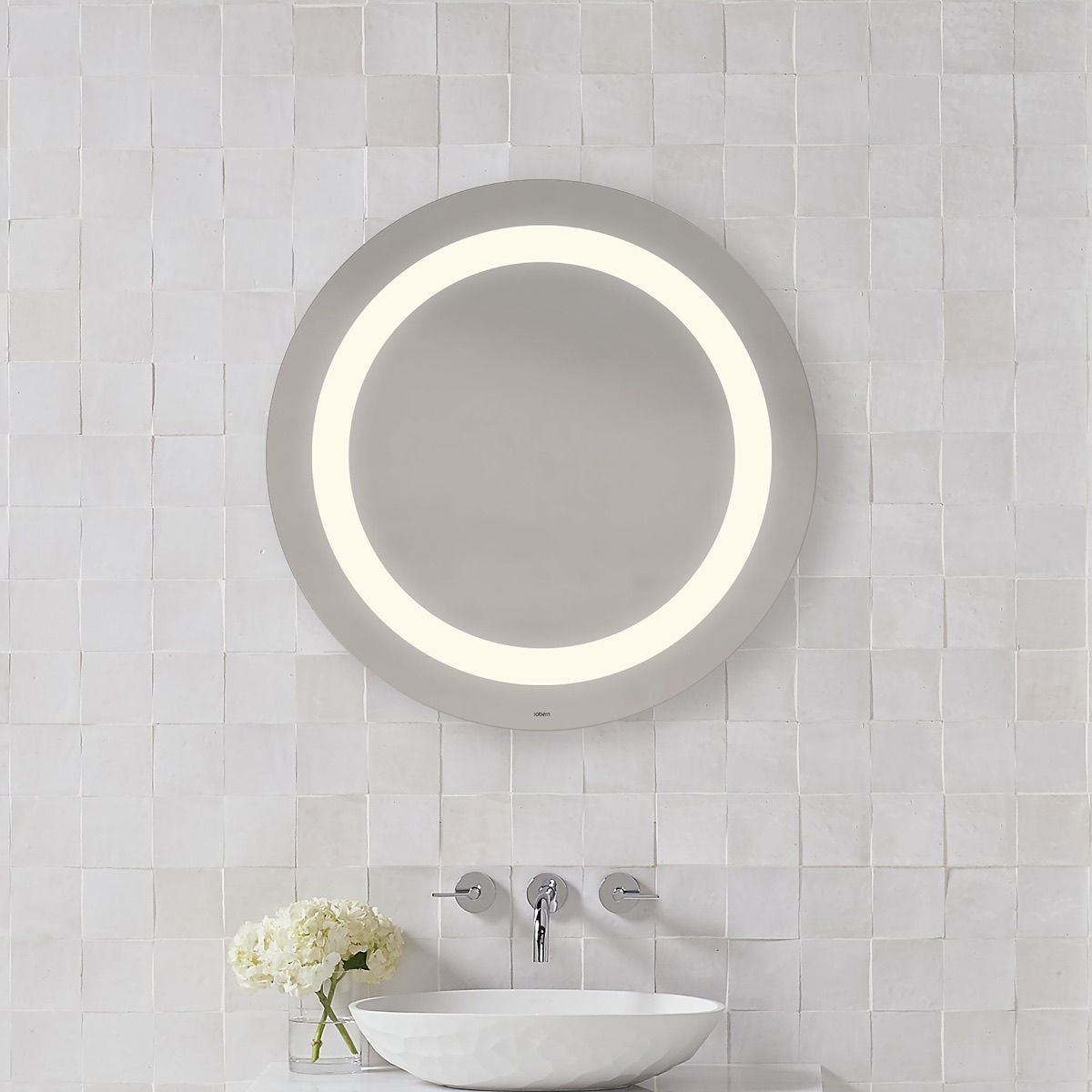 Core Lighted Mirror, Circle, Inset Light Pattern