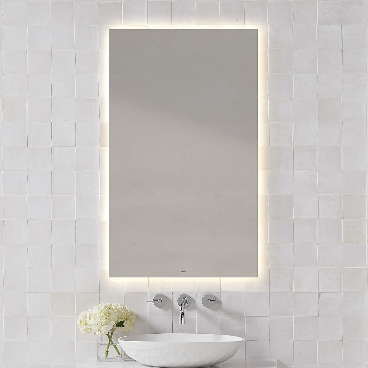 Core Lighted Mirror, Glow Light Pattern